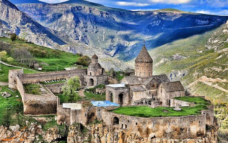 تور ارمنستان (۴ روزه)